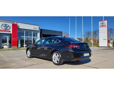 OPEL INSIGNIA Grand Sport 1.6 CDTI Edition Start Stop (Automata) 1. TULAJ. VEZETETT SZERVIZKÖNYV. MAGYARORSZÁGI