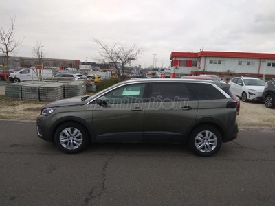 PEUGEOT 5008 1.2 PureTech Active S&S