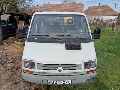 RENAULT TRAFIC 2.5 D T 1100 V49G 4x4