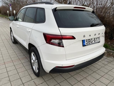 SKODA KAROQ 1.6 TDI SCR Style Új korától magyar.valós kilométer.vezetett szervíz.távolságtartó tempomat.friss