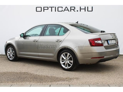 SKODA OCTAVIA 2.0 TSI Style DSG Navi!LED!APP!Ülésfűtés!Mo-i!1.Tulaj!109.704Km!ÁFÁ-s!