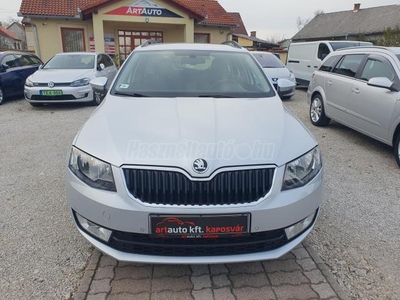 SKODA OCTAVIA Combi 1.4 TSI Elegance 90.000 KM Navi/Parkassist Magyarországi