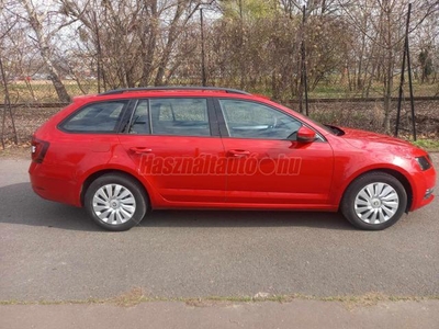 SKODA OCTAVIA Combi 1.6 CR TDI Ambition