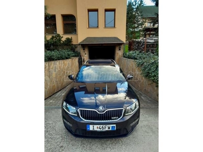 SKODA OCTAVIA Combi 2.0 CR TDI RS DSG Euro 6 RS