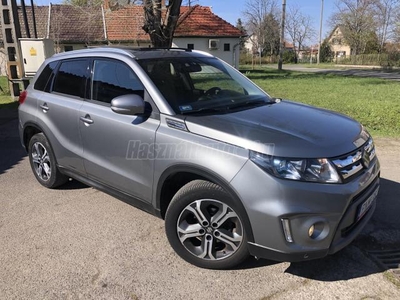 SUZUKI VITARA 1.6 GLX Panorama (Automata) XENON-LÁMPA.NAVIGÁCIÓ.DIGIT-KLÍMÁS.ÜLÉS-FŰTÉS.TEMPOAMT.ALCANTRA BŐR !!