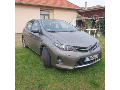 TOYOTA AURIS 1.8 HSD Active (Automata)