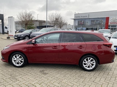 TOYOTA AURIS Touring Sports 1.4 D-4D Active Trend+ 1.Tulajdonos-Magyar autó-ÁFA-s-LED-Szervizkönyves