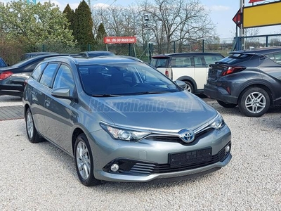 TOYOTA AURIS Touring Sports 1.8 HSD Active Trend+ TSS (Automata) NAVI-16ALU-T.KAMERA-ÜLÉS F-PÓTKERÉK-TEMPOMAT-122ekM