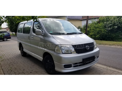 TOYOTA HI-ACE Hiace 2.5 D-4D Panel Van Style