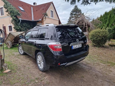 TOYOTA HIGHLANDER 3.3 V6 Hybrid Limited (Automata) XU5