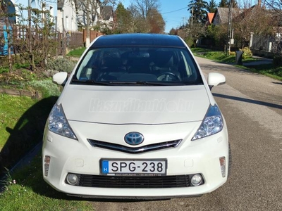 TOYOTA PRIUS+ 1.8 HSD Premium e-CVT