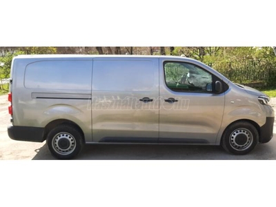 TOYOTA PROACE 2.0 D-4D Panel Van Comfort Smart Cargo L2H1 L3H1 Leghosszabb kivitel. Navigáció. Tolatóradar. Tempomat. Vonóhorog