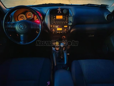 TOYOTA RAV 4 Rav4 2.0 4x4 Sol Plus