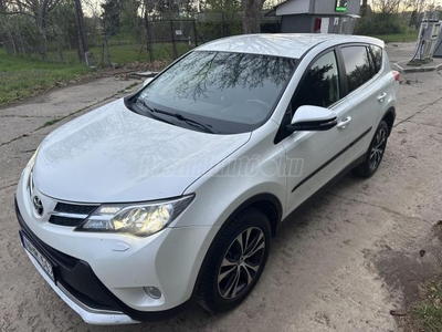 TOYOTA RAV 4 Rav4 2.2 D-4D Sol /1.TULAJ/M.O.-i/94eKM