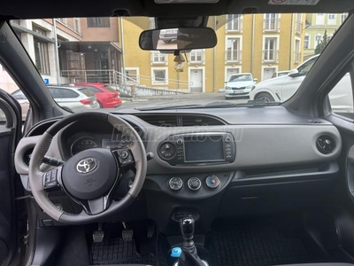 TOYOTA YARIS 1.5 Dual VVT-iE Active