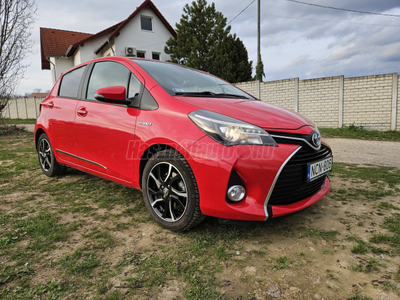 TOYOTA YARIS 1.5 HSD Red&Black (Automata) Magyar! Élő hybrid garancia!