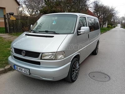 VOLKSWAGEN CARAVELLE 2.5 TDI 8 Személyes