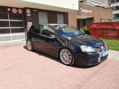 VOLKSWAGEN GOLF V 3.2 V6 R32 4Motion DSG R32 VR6