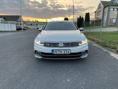 VOLKSWAGEN PASSAT VIII 2.0 TDI BMT SCR Highline DSG R-Line Mátrix Led