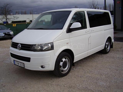 VOLKSWAGEN TRANSPORTER T5 Mikrobusz 2.0 CR TDI DSG 4motion (9 személyes ) CARAVELLE!!!!! SZÉP ESZTÉTIKAI. JÓ MŰSZAKI ÁLLAPOT!GARANTÁLT KM!