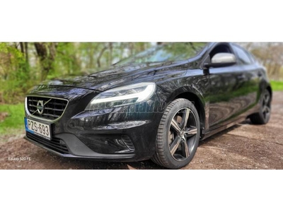 VOLVO V40 2.0 D [D3] Summum R-Design Geartronic