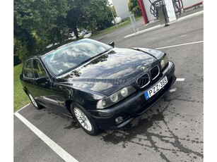 BMW 528i