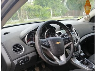 CHEVROLET CRUZE 1.7d LT Plus