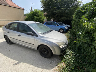 FORD FOCUS 1.6 Ambiente