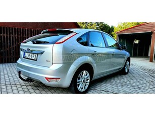 FORD FOCUS 1.6 TDCi Ghia DPF