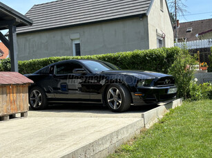 FORD MUSTANG Fastback 3.7 V6 (Automata)