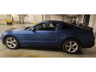 FORD MUSTANG Fastback 4.6 V8 GT (Automata) GT