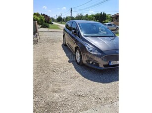 FORD S-MAX 2.0 TDCi Titanium [7 személy]