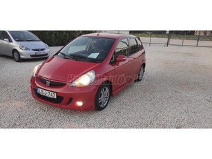 HONDA JAZZ 1.4 ES Sport My. 2005 GYÁRI SPORT KIVITEL! RIASZTÓ. VÉGIG MAGYARORSZÁGI!