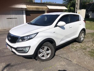 KIA SPORTAGE 1.6 GDI FIFA Limited NAVIGÁCIÓ.DIGIT KLÍMA.ÜLÉS-FŰTÉS.ALUFELNIK.TEMPOMAT.VONÓHOROG !!