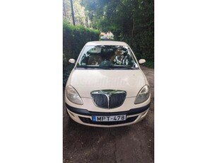 LANCIA YPSILON 1.4 Platino