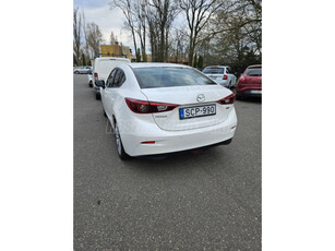 MAZDA 3 2.2 D Revolution Top