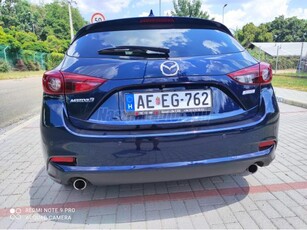 MAZDA 3 Hatchback 2.0 Skyactiv