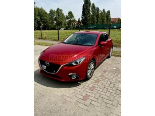 MAZDA 3 Sport 2.0 Revolution