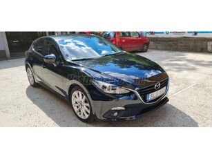 MAZDA 3 Sport 2.0 Revolution