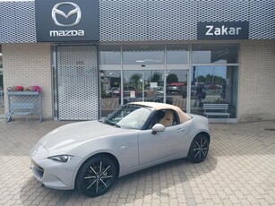 MAZDA MX-5 2.0i Skyactiv Kazari 2024-es modellévű - 2024. KÉSZLETEN