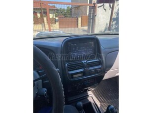 NISSAN NAVARA 4WD Double 2.5D LE D22