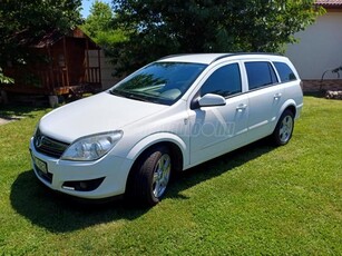 OPEL ASTRA H Caravan 1.7 CDTI Essentia