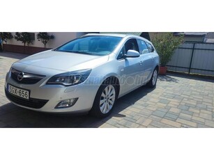 OPEL ASTRA J Sports Tourer 1.4 T Cosmo