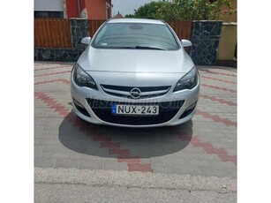 OPEL ASTRA J Sports Tourer 1.7 CDTI Cosmo Facelift! Jól felszerelt! Gyönyörű állapot!