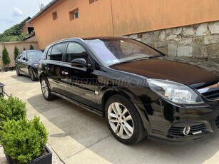 OPEL SIGNUM 1.9 CDTI Cosmo