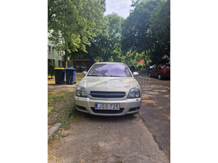 OPEL VECTRA C 1.9 CDTI GTS [Sport]