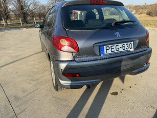 PEUGEOT 206+ 1.4 HDi Urban