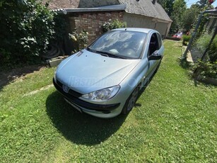 PEUGEOT 206 2.0 GTI