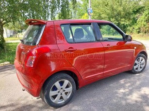 SUZUKI SWIFT 1.3 GLX CD AC Mistic Plus