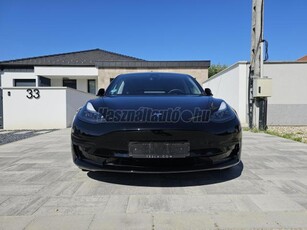 TESLA MODEL 3 RWD (Automata) Vonóhorgos.Újszerű.Kerámia bevonat.Gyári garancia.AMD Ryzen.Hőszivattyú.19 coll